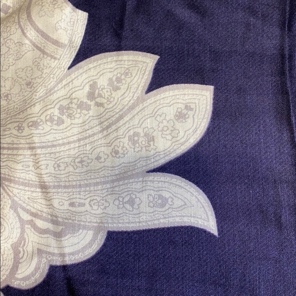 Banana Republic Shift Dress - Picture 5 of 7